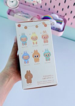 لبوبو سورپرایزی کیوت نشسته