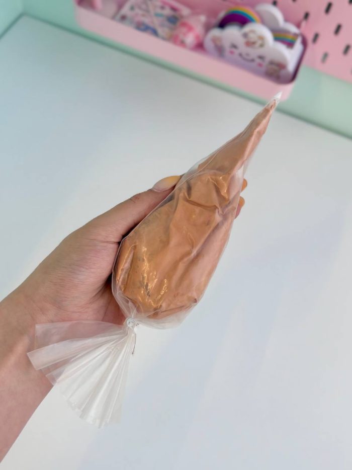 خمیر رنگی قهوه ای