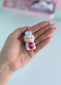 لابوبو نشسته کوچک مخملی پاستلی