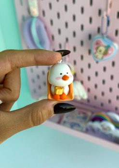 دکوری کوچک جوجه اردک نشسته