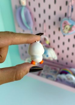 دکوری کوچک جوجه اردک نشسته