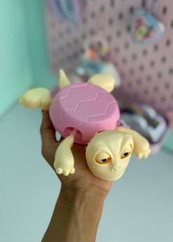 لاک پشت خوابیده کیوت پاستلی