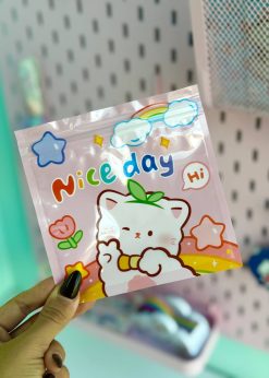 زیپ کیپ مربعی گربه رنگین کمانی