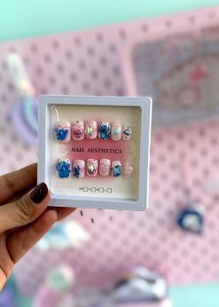 ناخن مصنوعی باکسی استیچ رنگی رنگی - طرح یک