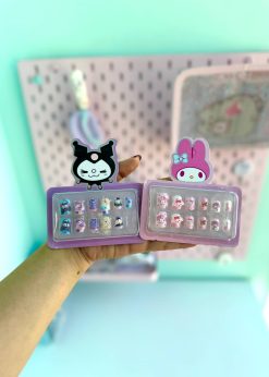 ناخن مصنوعی استیکری سانریو رنگی رنگی