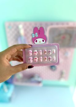 ناخن مصنوعی استیکری سانریو رنگی رنگی