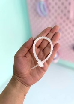 آویز سیلیکونی ستاره ای رنگی