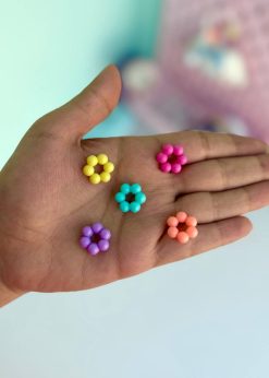 دکوری طرح گل رنگی رنگی