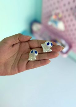 ریزولو کوچک شبح و استخوان