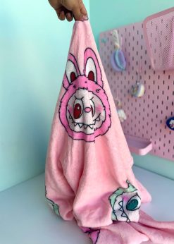 پتو بالشتی کیفی لبوبو صورتی