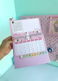 تقویم ۱۴۰۵ انیمالز صورتی