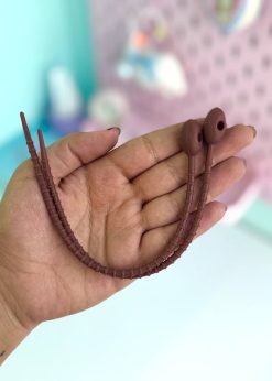 آویز سیلیکونی قهوه ای