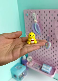 پینکولو جوجه نشسته کیوت زرد