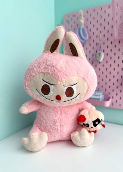 پتو بالشتی لبوبو نشسته صورتی