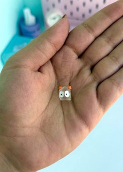 دکوری میکروب کوچک کلاه دار