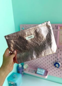 کیف لوازم آرایش شاینی صورتی