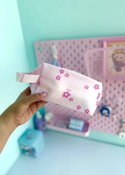 کیف لوازم آرایش شکوفه صورتی