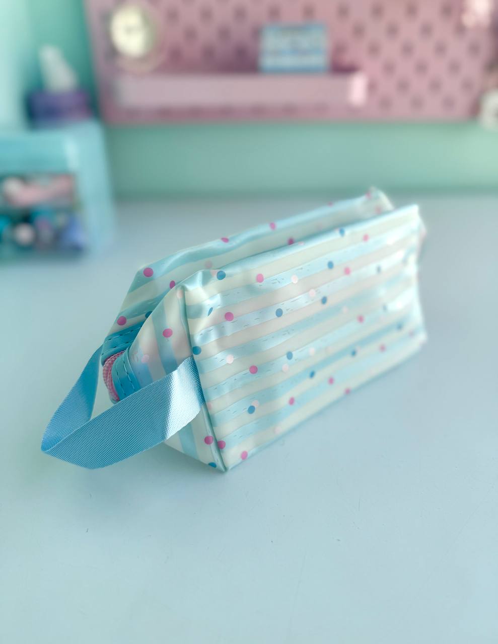 کیف لوازم آرایش توپ توپی پاستلی