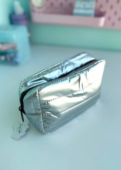 کیف لوازم آرایش مستطیلی نقره ای