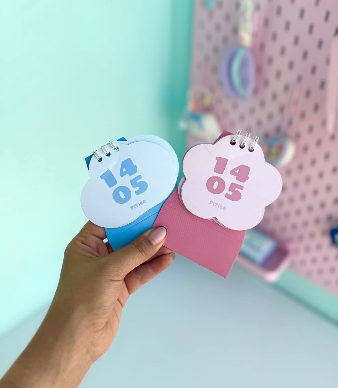 تقویم ۱۴۰۵ طرحدار پاستلی