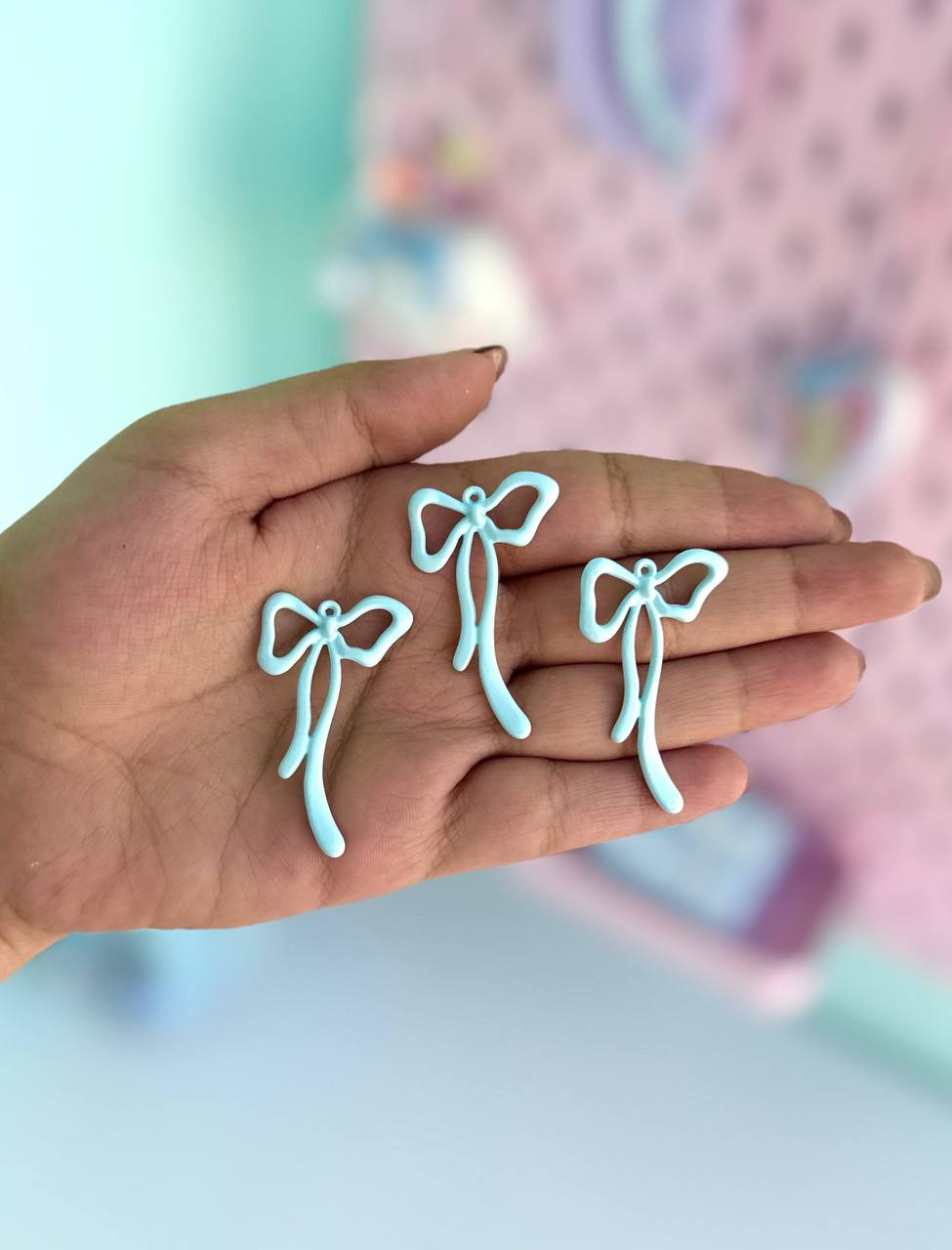 آویز پاپیون آبی پاستلی