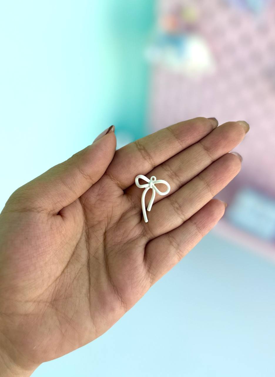 آویز پاپیونی کوچک رنگی رنگی