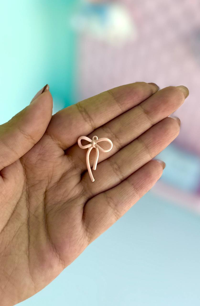 آویز پاپیونی کوچک رنگی رنگی