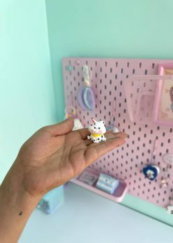 دکوری پاپی کیوت نشسته سفید