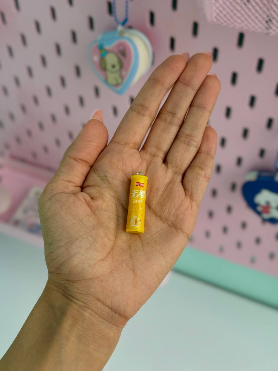 دکوری آویز دار چیپس و نوشابه