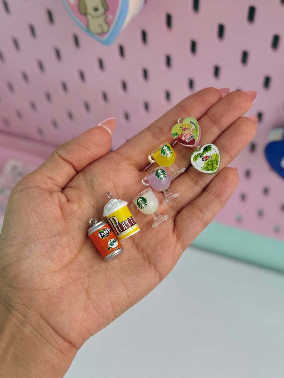 دکوری آویزدار کوچک نوشیدنی