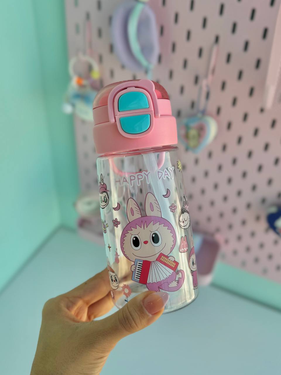 قمقمه استوانه ای شفاف لبوبو صورتی