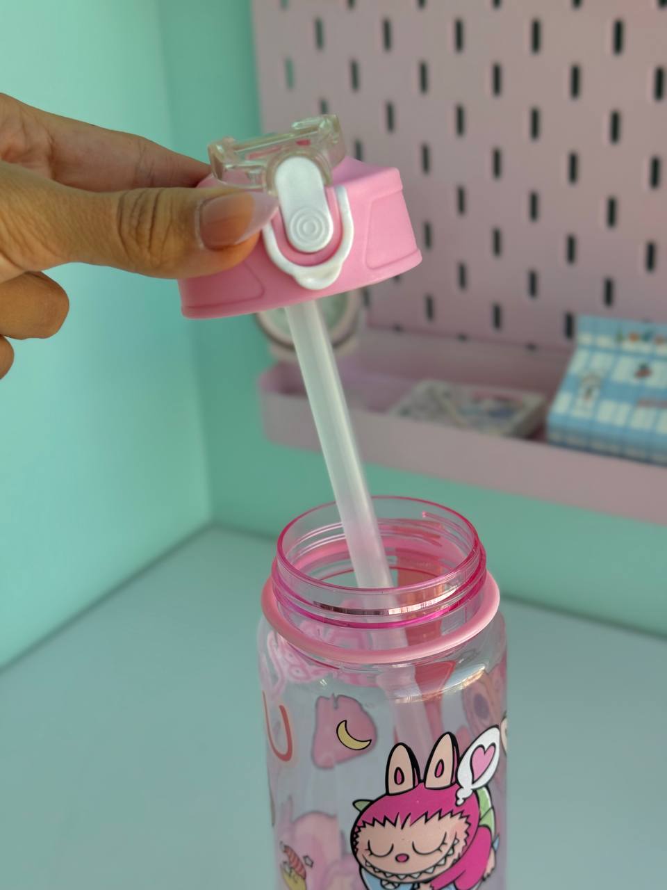 قمقمه استوانه ای لبوبو رنگی رنگی