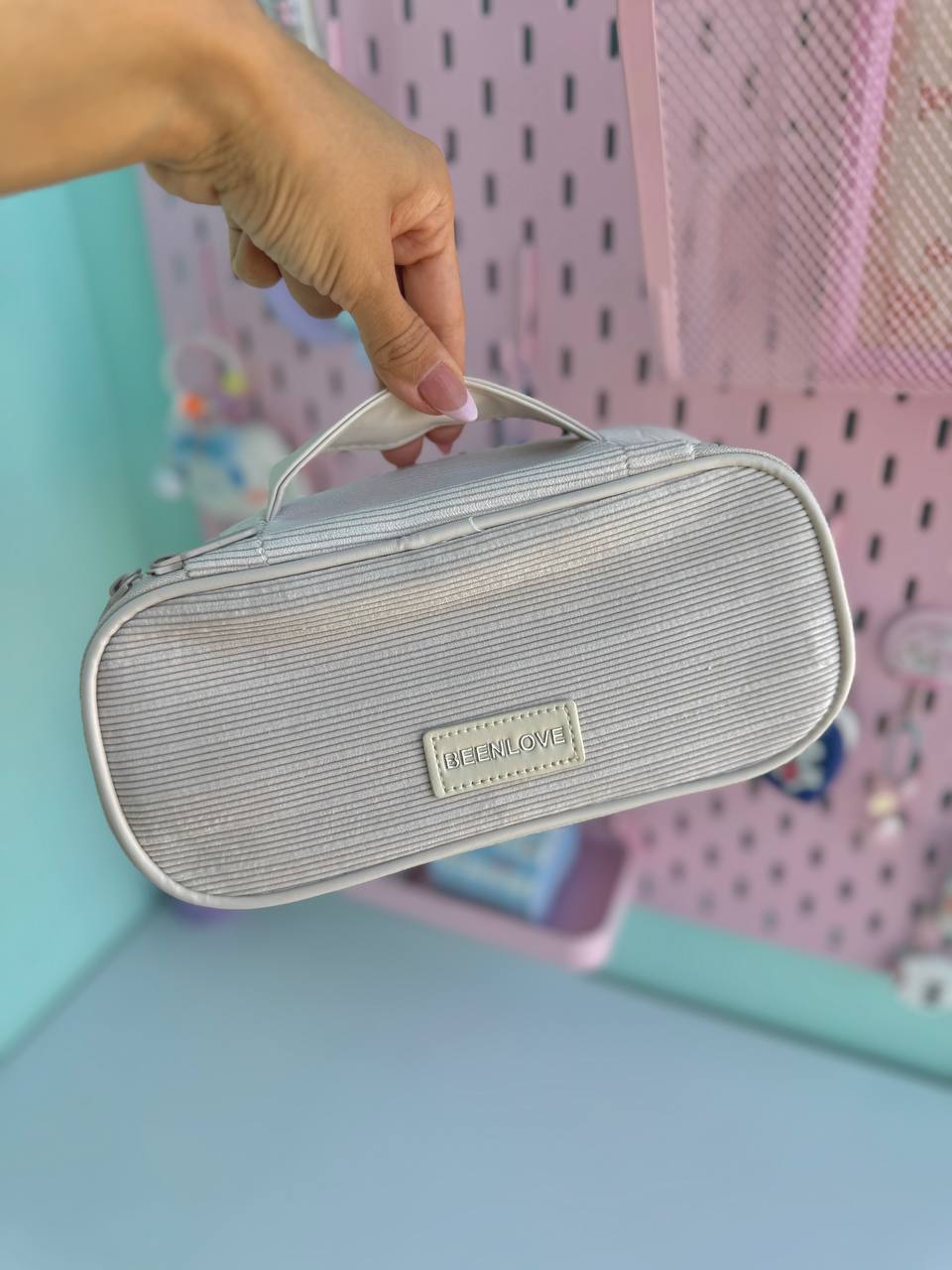 کیف لوازم آرایش مستطیلی راه راه