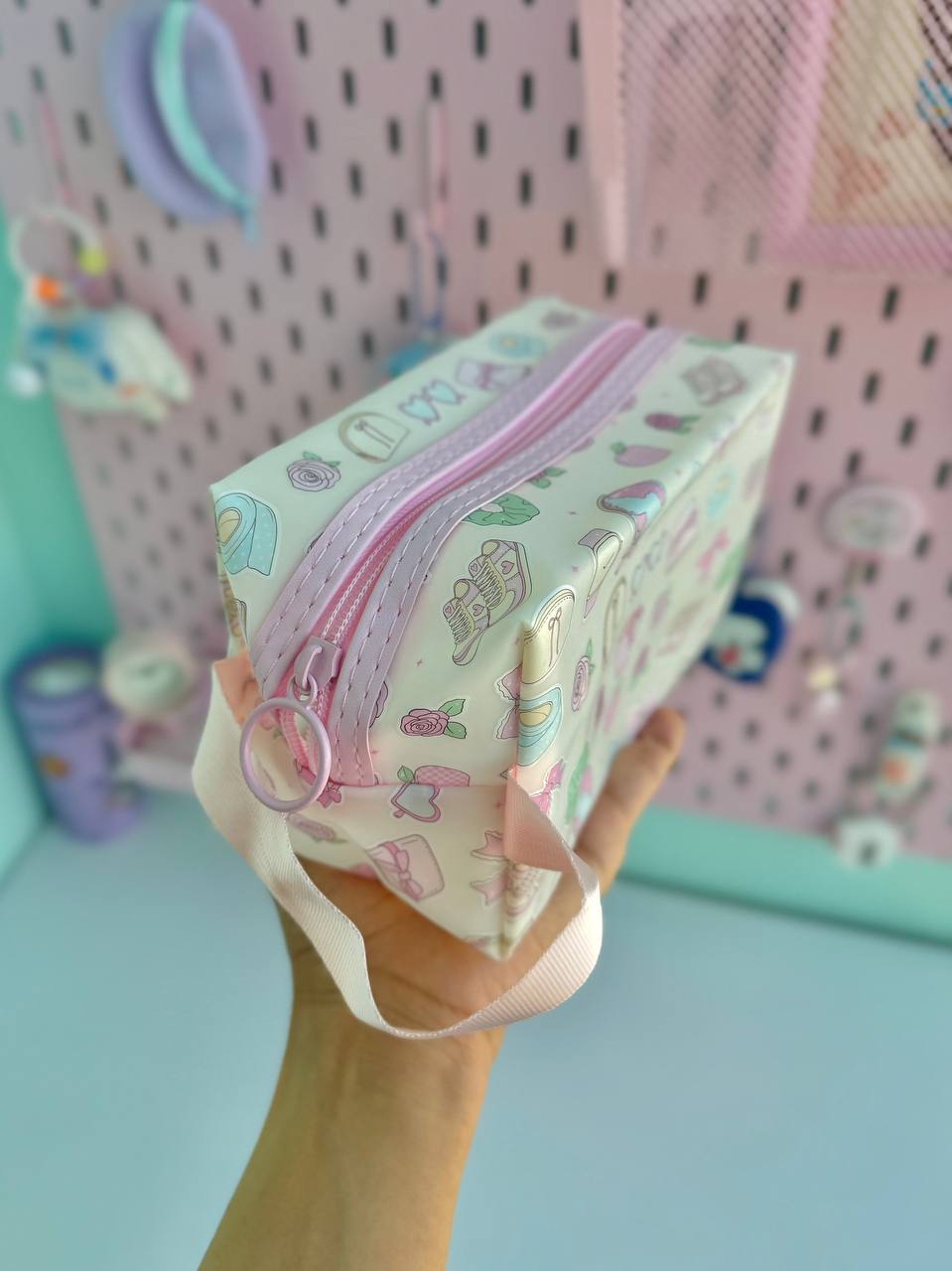 کیف لوازم آرایش اکسسوری پاستلی