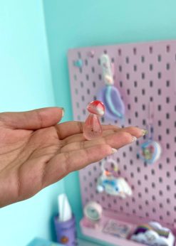 ریزلو قارچ سمی رنگی