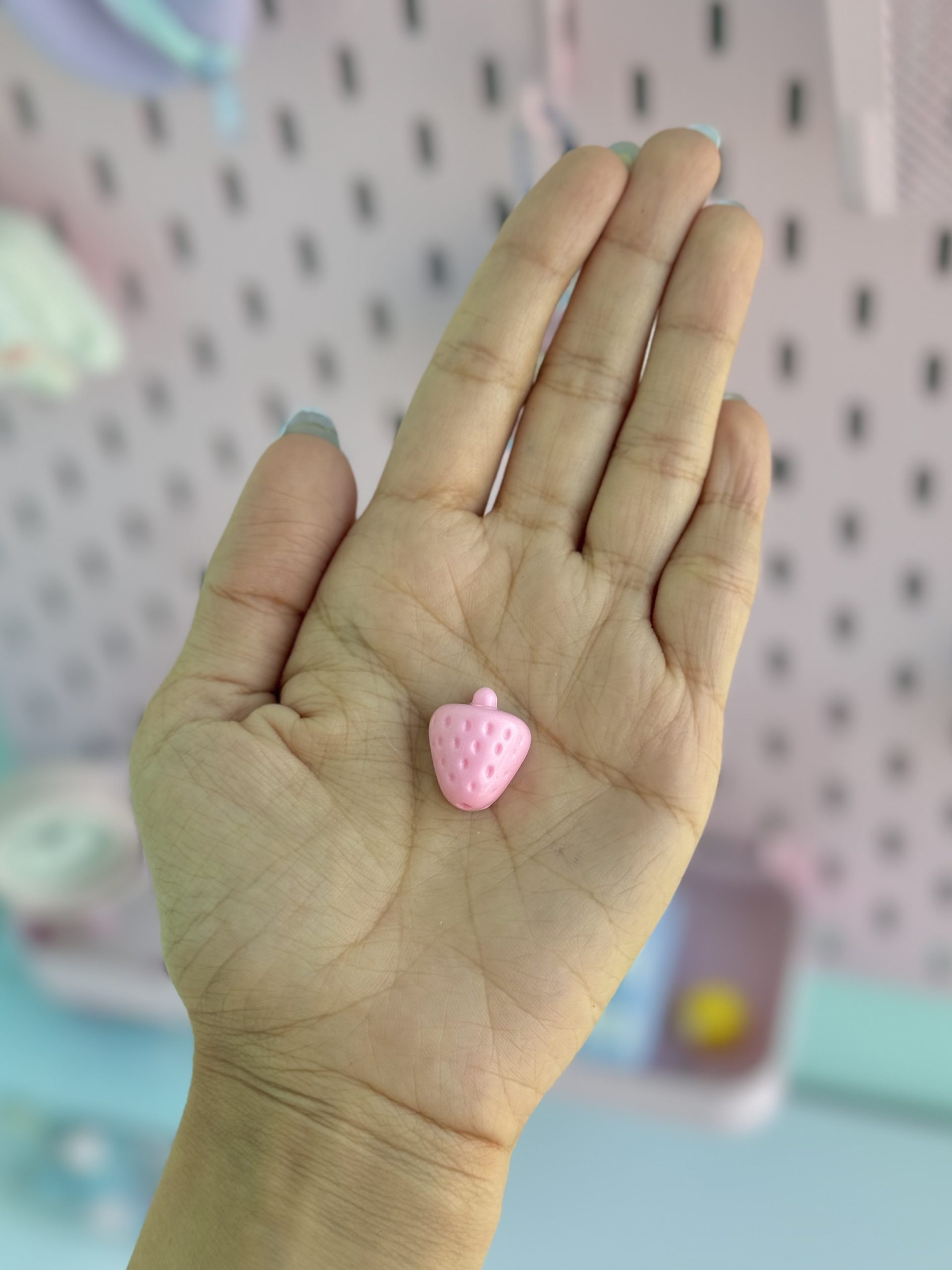 پینکولو توت فرنگی کیوت رنگی