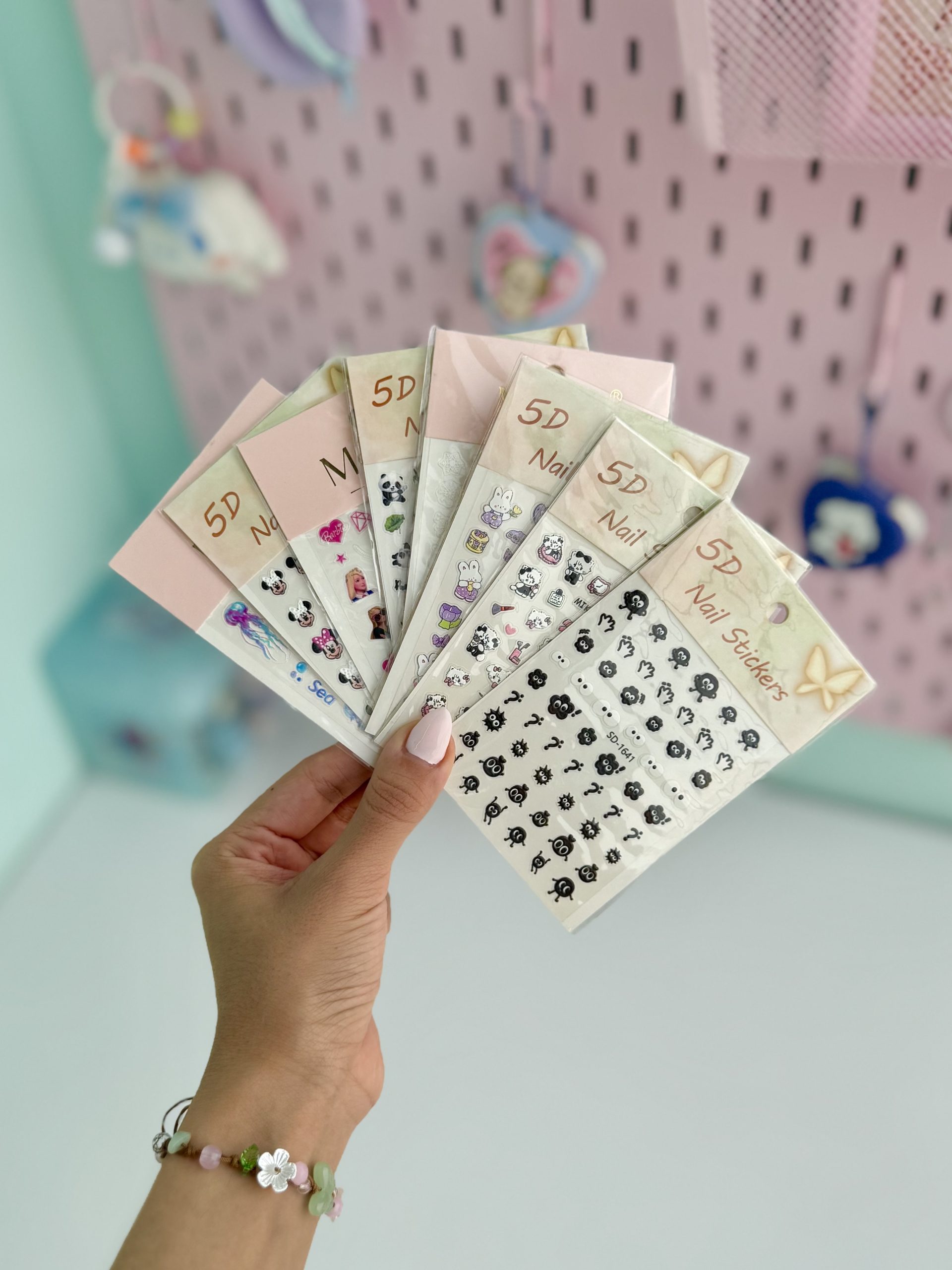 استیکر ناخون کارتونی رنگی رنگی