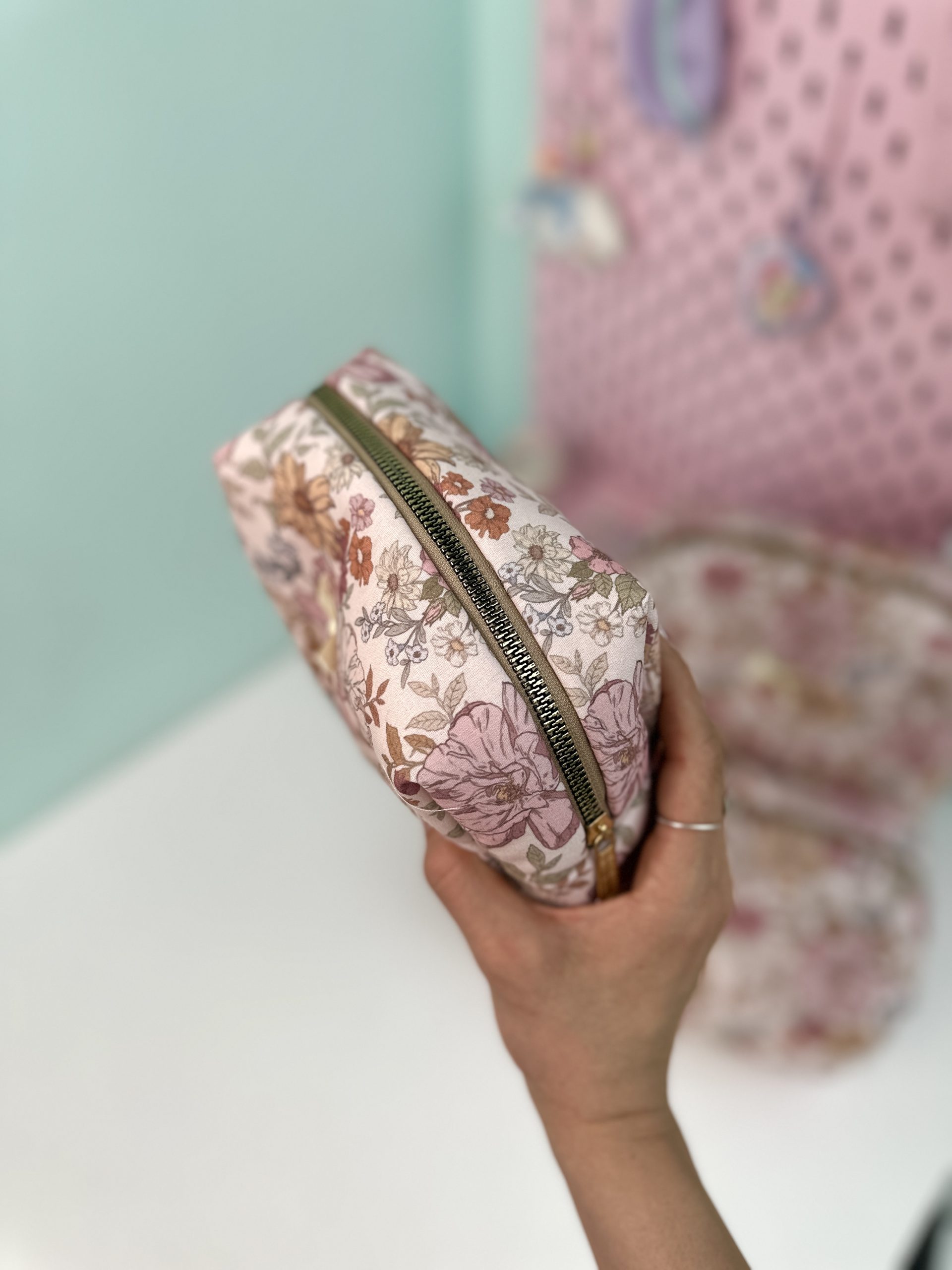کیف پینترستی گلدار