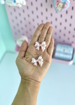 گوشواره پاپیون کیوت صورتی
