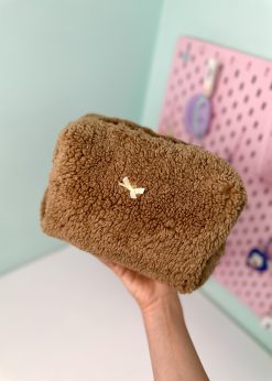 کیف پینترستی پشمی قهوه ای روشن