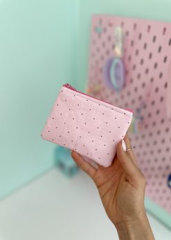 کیف پینترستی خال خالی صورتی