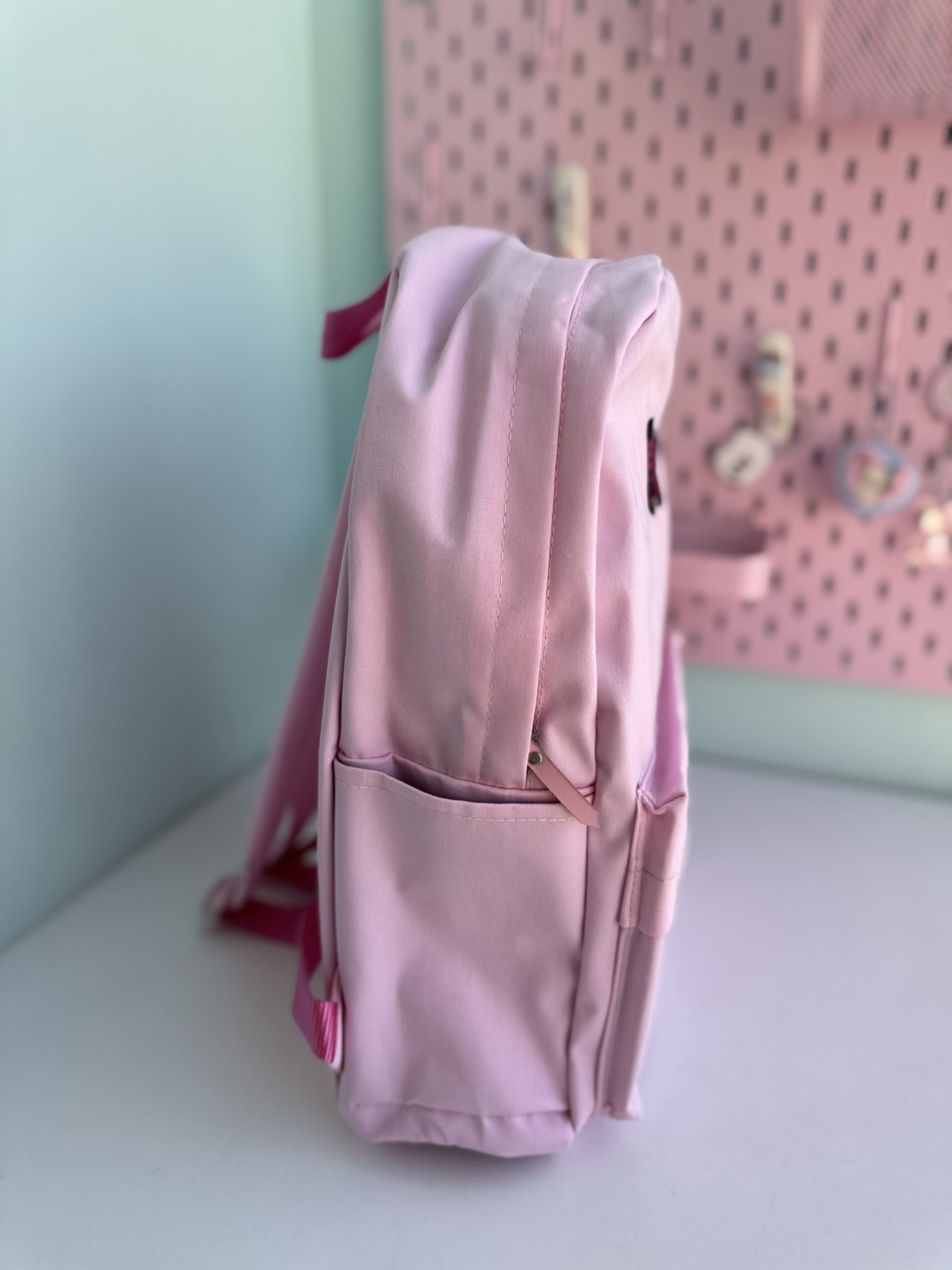 کوله پینترستی پروانه کیوت صورتی پاستلی