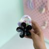 کلیپس طرح گل مشکی قهوه ای
