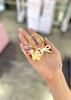 جاکلیدی پاپیون و بستنی زرد صورتی پاستلی