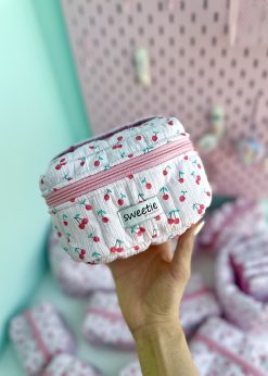 کیف آرایشی آلبالو صندوقچه ای صورتی پاستلی