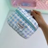 کیف آرایشی صندوقچه ای چهارخونه پاستلی