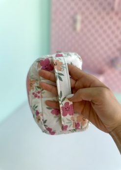 کیف آرایشی صندوقچه ای گل پاستلی