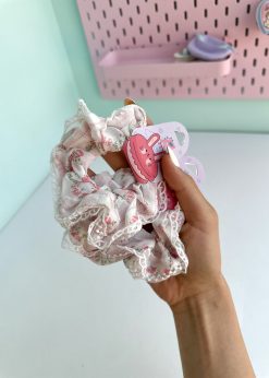 کش مو گلدار گیپور سفید
