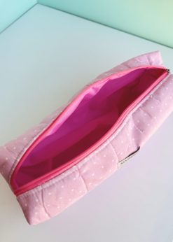کیف لوازم آرایشی پینترستی خال خالی صورتی